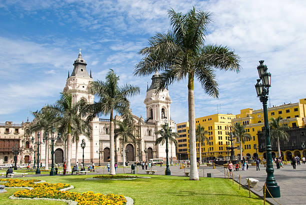8 Plaza Mayor de Lima 1
